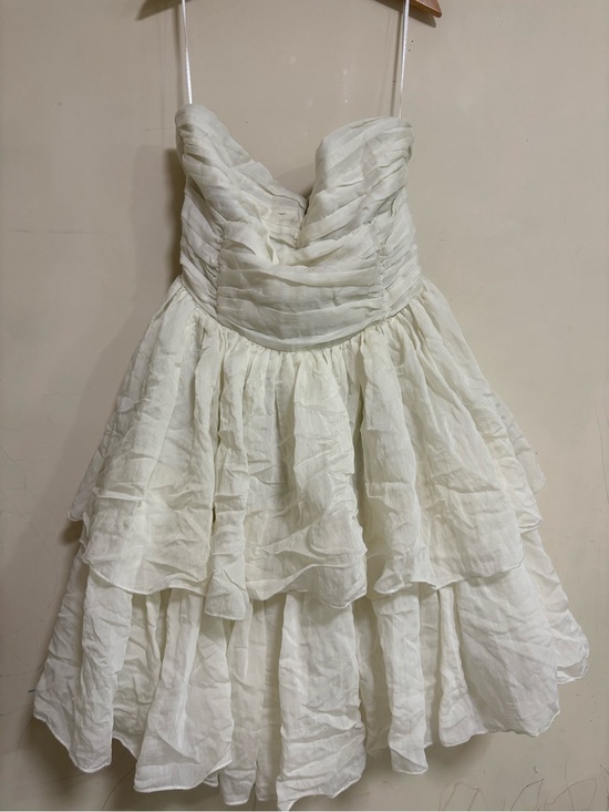 H&M Dresses & Skirts - H&M White Ruffled Strapless Party Dress for Girls